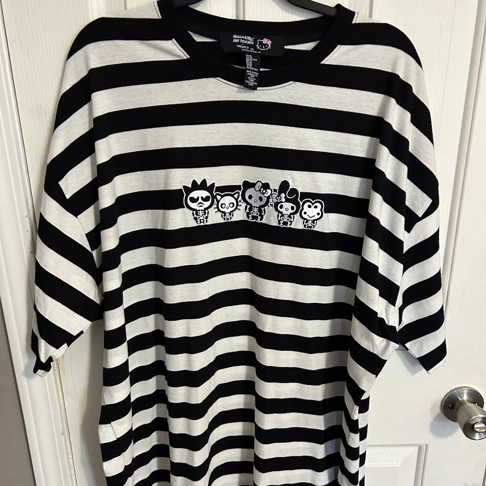 Hello Kitty & Friends X Forever 21 X-Ray Skeleton T-S… - Gem